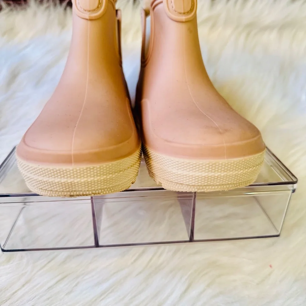 Zara Kids‎ Rubber Chelsea Rain Boots Blush Pink with cream details Size 25